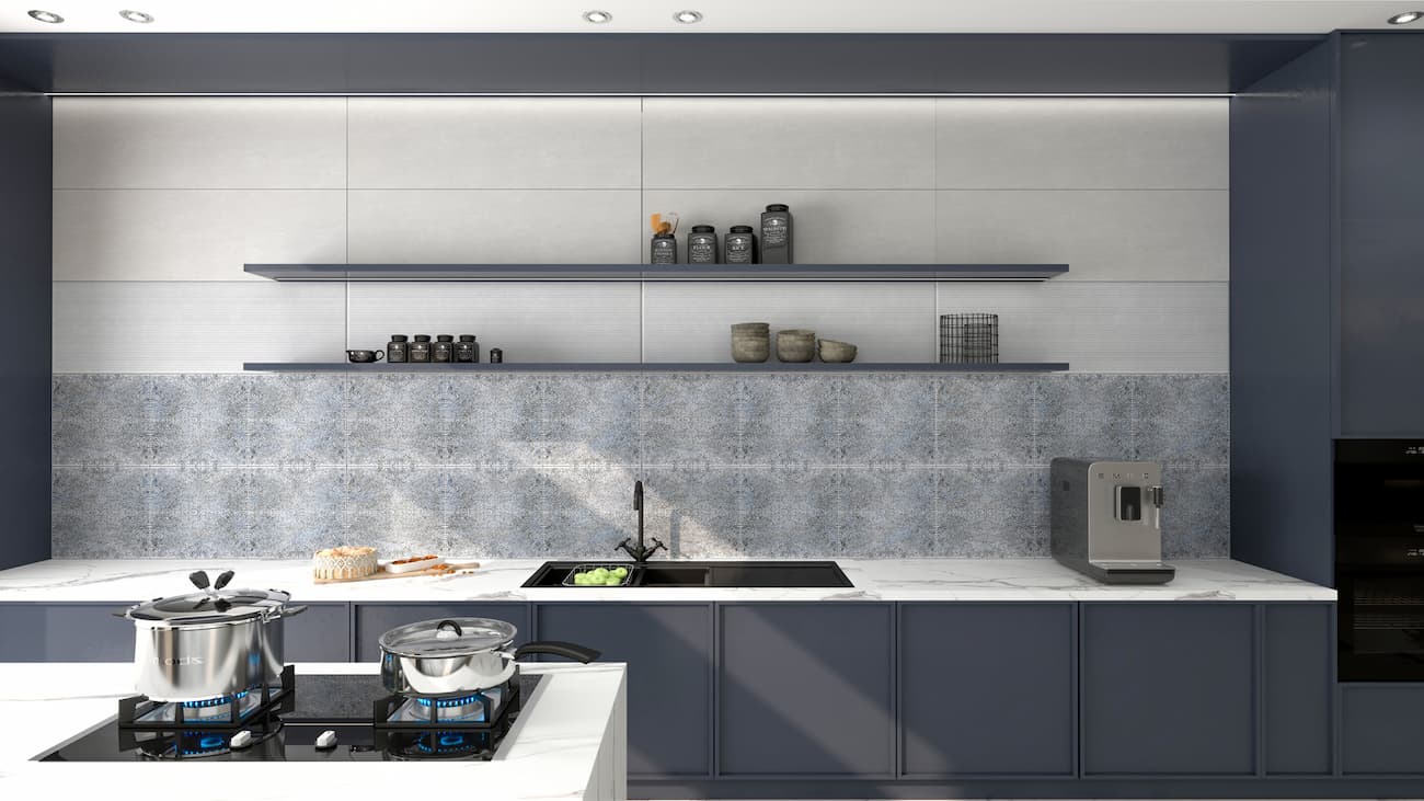 کاشی تبریز مدوسا Tabriz Tile Medusa